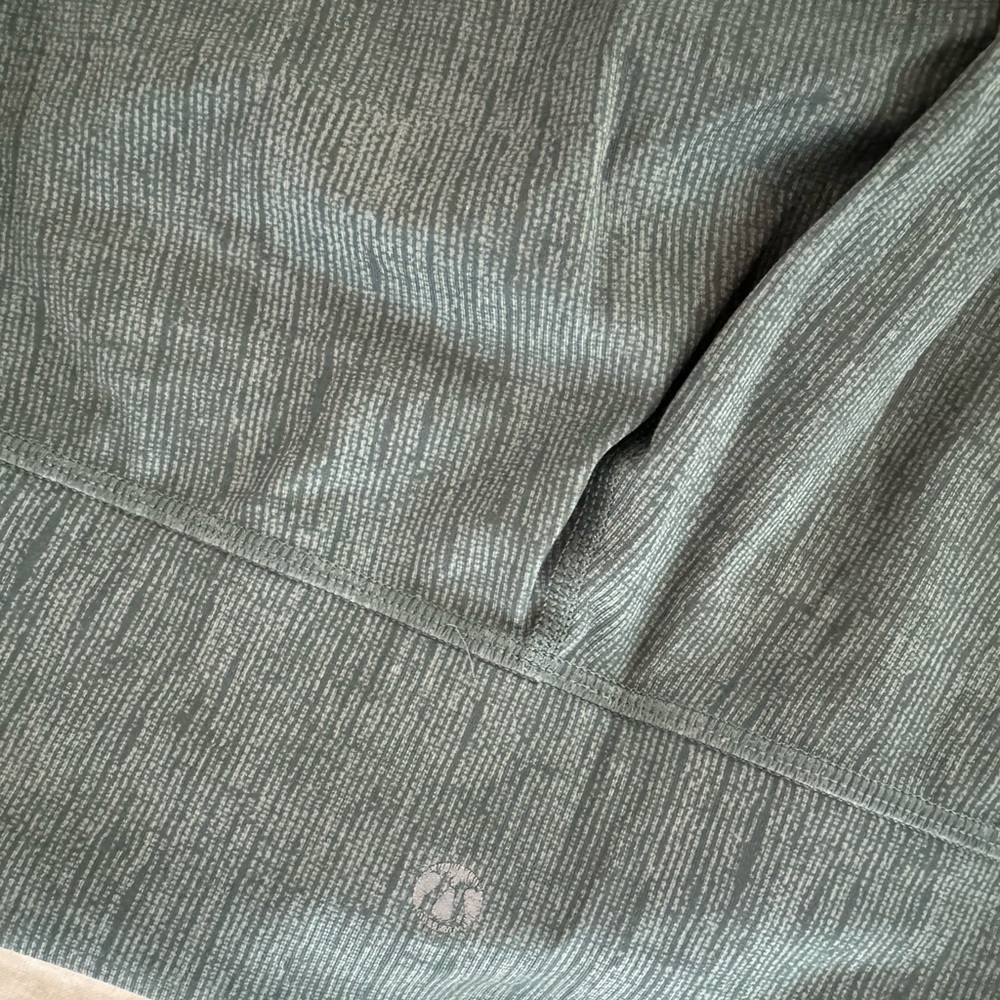 Lululemon leggings - Picture 3 of 4